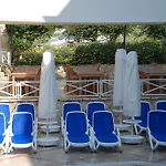 Hotel Adora
