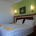Adora Hotel 3*