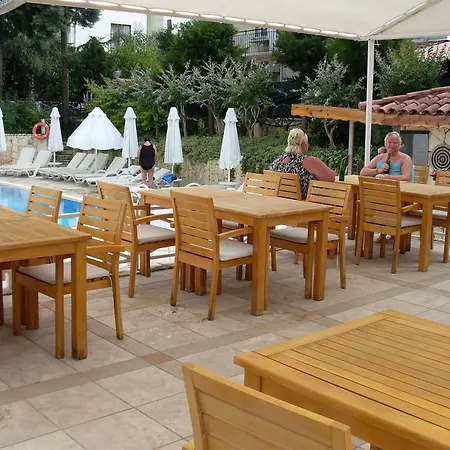 Szálloda Adora 3*